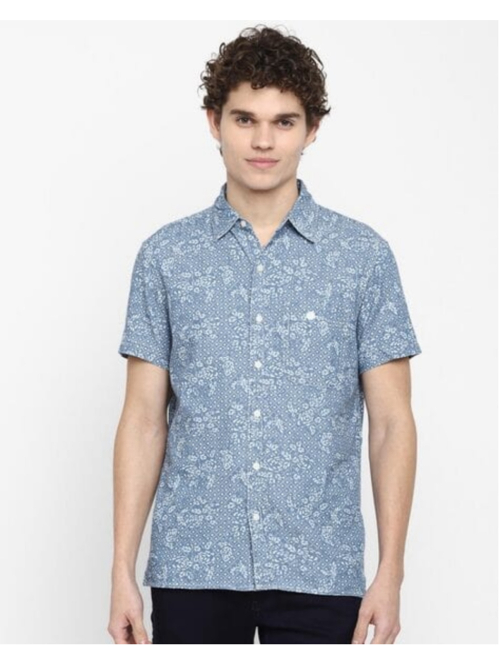 American Eagle Floral Casual Button Down Retro-Style Mens Shirt Small Blue/White